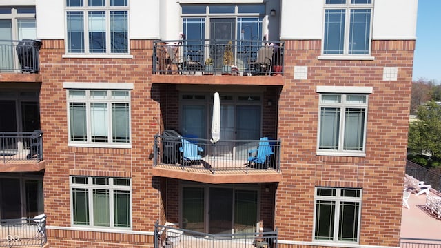 20971 Shoreline Ct Unit 305, Noblesville, IN 46062 - photo 2