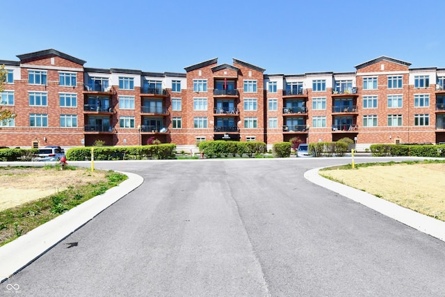 20971 Shoreline Ct Unit 305, Noblesville, IN 46062 - photo 1
