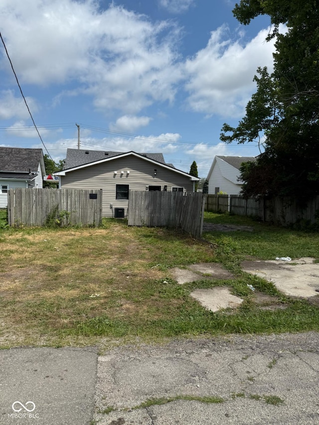 1309 W Memorial Dr, Muncie, IN 47302 - photo 5