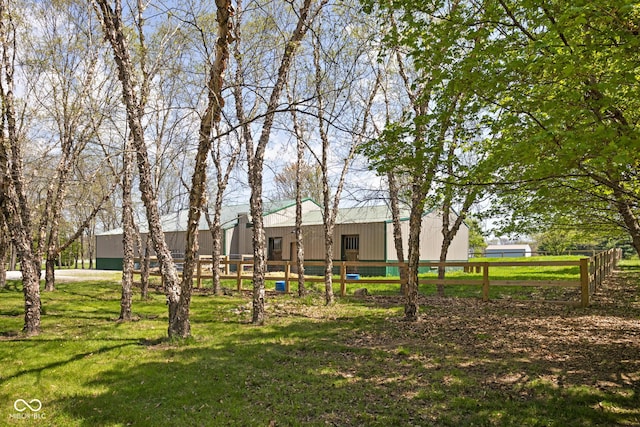 8551 E 300 S, Zionsville, IN 46077 - view of yard featuring fence