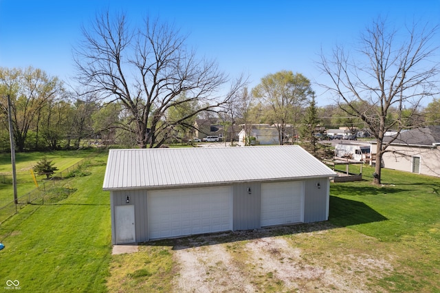 911 W Washington Ave, Shelbyville, IN 46176 - view of detached garage