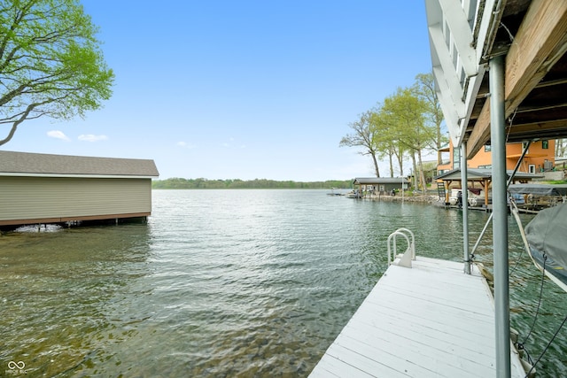dock area featuring a water view