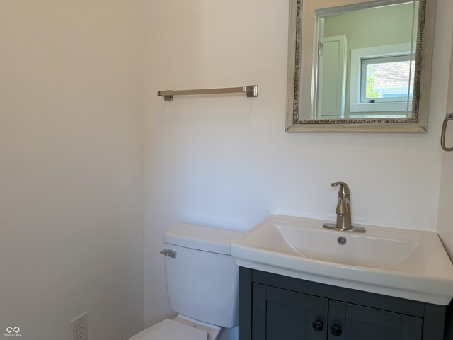 1378 Hannibal St, Noblesville, IN 46060 - half bathroom featuring toilet and vanity