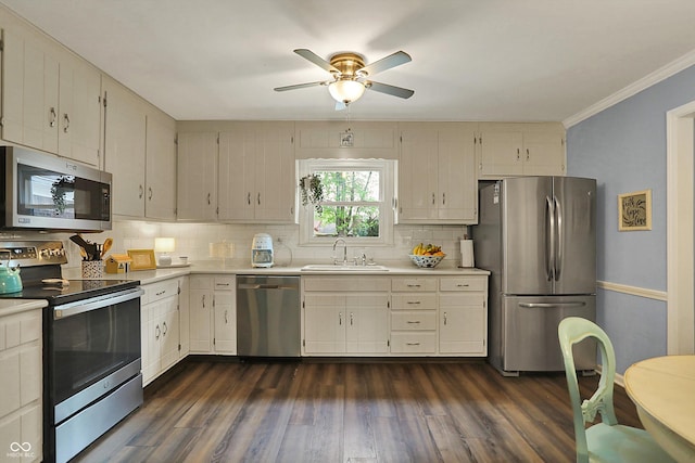 12669 Brookshire Pkwy, Carmel, IN 46033 - kitchen featuring ceiling fan, appliances with stainless steel finishes, a sink, light countertops, and tasteful backsplash