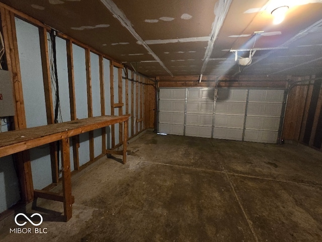 9118 Lansburgh Ct, Indianapolis, IN 46234 - garage with a garage door opener