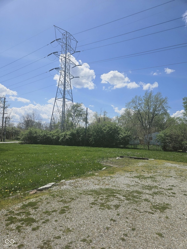 view of grassy yard