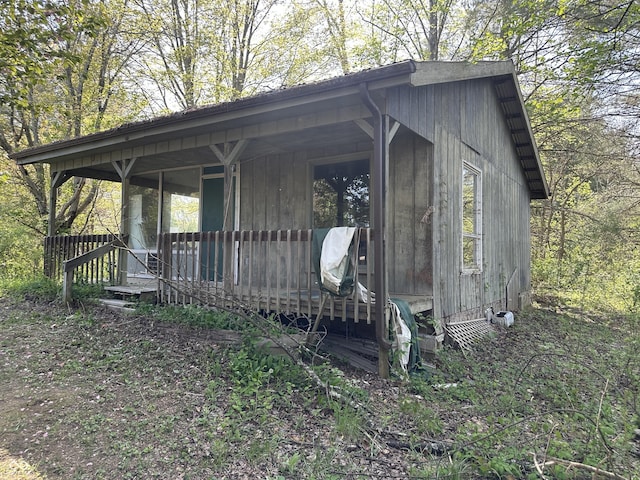 10770 W 650 S, Columbus, IN 47201 - view of outbuilding with a porch