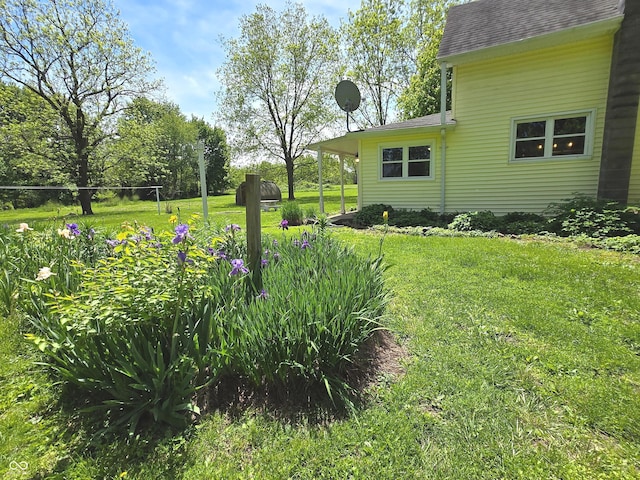 7561 N Hall School Rd, Monrovia, IN 46157 - view of grassy yard