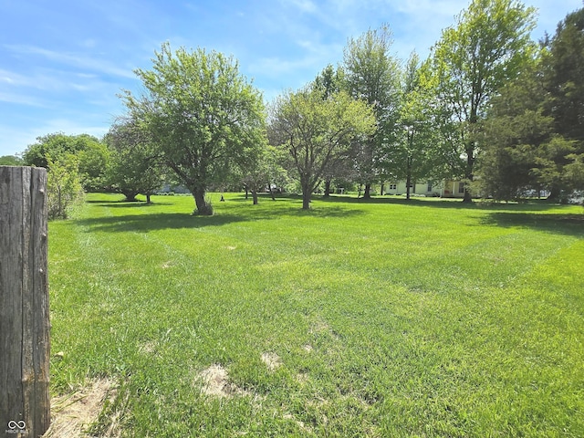 7561 N Hall School Rd, Monrovia, IN 46157 - view of grassy yard