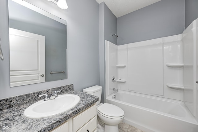 5110 Lilium Dr, Plainfield, IN 46168 - full bath with vanity and washtub / shower combination
