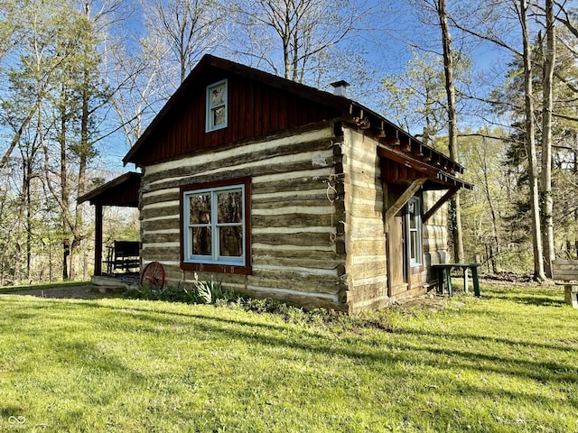 view of outbuilding