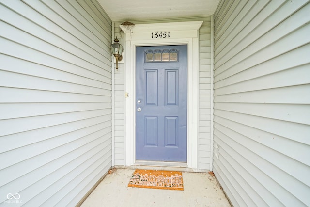 view of exterior entry