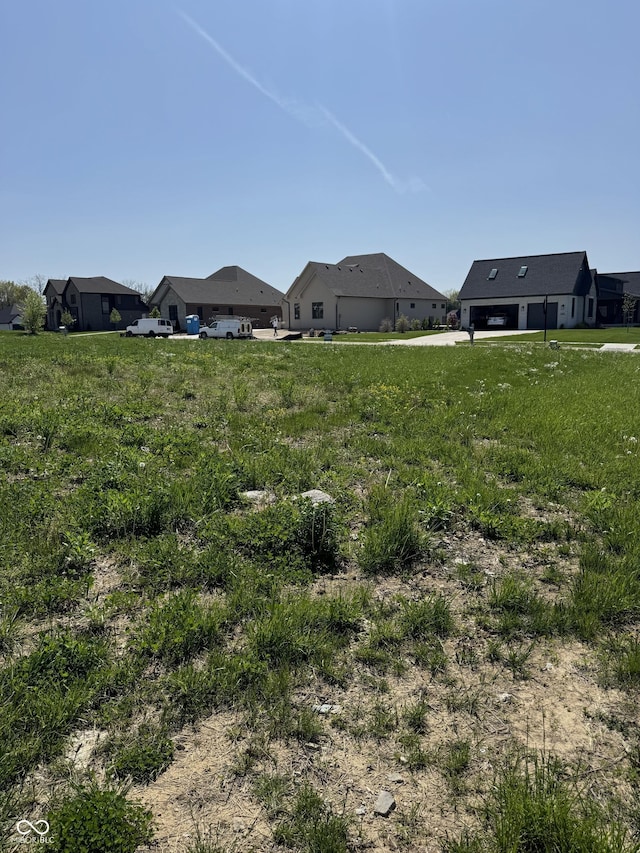 5605 Skylark Dr, Greenwood, IN 46143 - photo 1