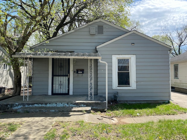 3541 Orchard Ave, Indianapolis, IN 46218 - bungalow with covered porch