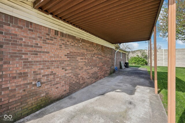 1416 Wellington Ave, Indianapolis, IN 46219 - view of patio / terrace