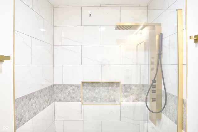 474 N Randolph St, Indianapolis, IN 46201 - full bathroom with tiled shower