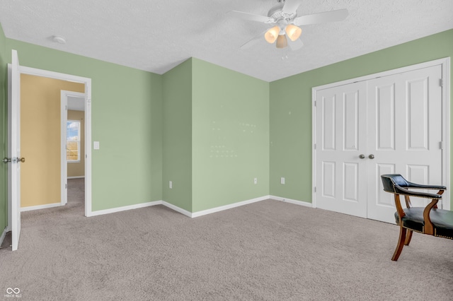 15329 Smithfield Dr, Westfield, IN 46074 - interior space featuring baseboards, carpet, a closet, and a textured ceiling