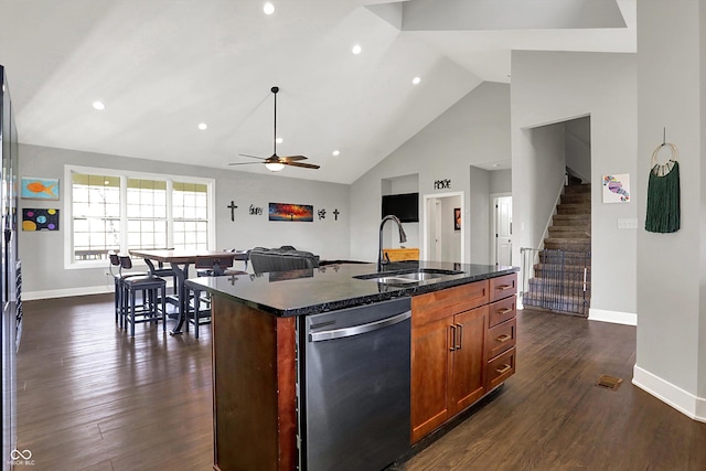 kitchen with baseboards, a sink, a ceiling fan, and dishwasher