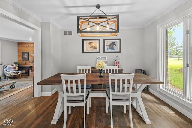 2450 S US-421, Zionsville, IN 46077 - dining space with a healthy amount of sunlight, baseboards, wood finished floors, and visible vents