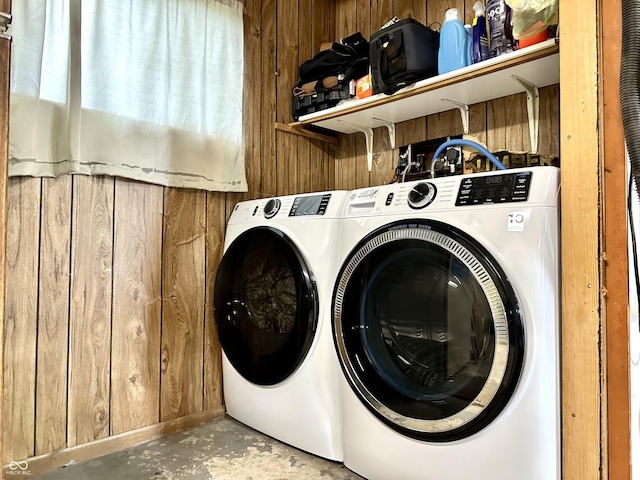 812 W Walnut Dr, Rockville, IN 47872 - clothes washing area with wooden walls, laundry area, and washer and dryer