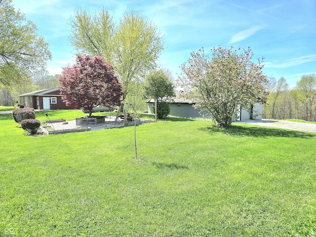 1647 State Ferry Rd, Solsberry, IN 47459 - view of yard