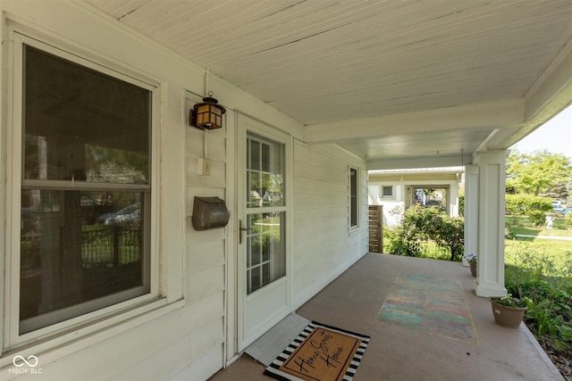 4710 Hinesley Ave, Indianapolis, IN 46208 - view of patio / terrace with covered porch