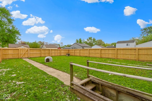 6638 Sunbury Dr, Indianapolis, IN 46241 - view of yard with a fenced backyard