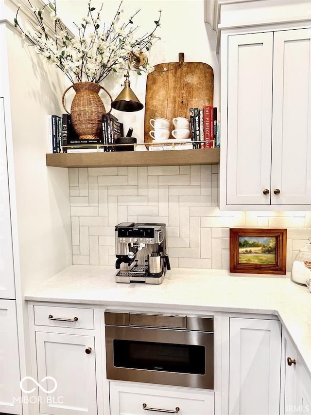 bar with decorative backsplash