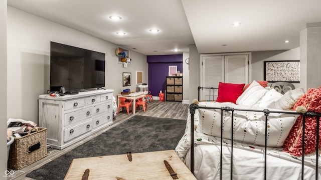 440 E 82nd St, Indianapolis, IN 46240 - living room featuring recessed lighting, wood finished floors, and baseboards