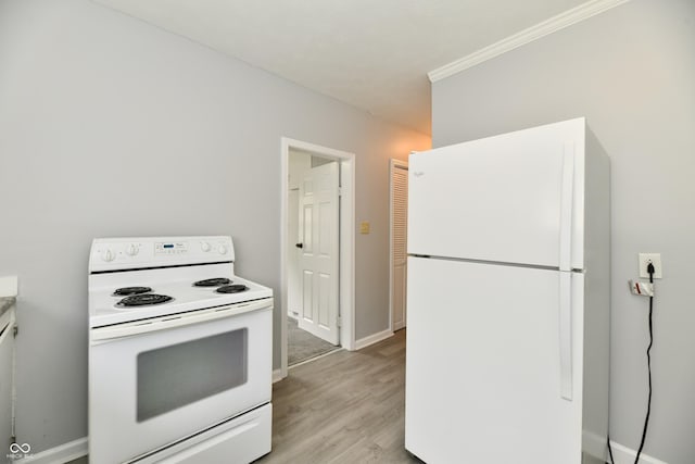 3109 Forest Manor Ave, Indianapolis, IN 46218 - kitchen with white appliances, baseboards, ornamental molding, and light wood-style flooring