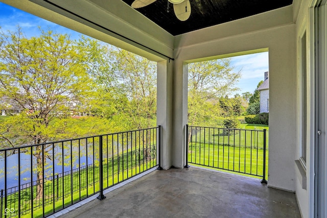 balcony with ceiling fan