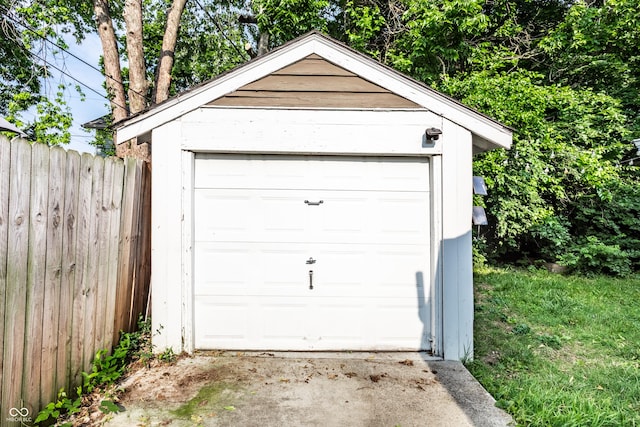 4406 Carrollton Ave, Indianapolis, IN 46205 - detached garage featuring driveway