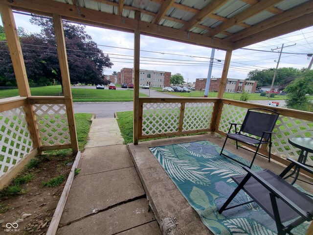 328 E Laurel St, Seymour, IN 47274 - photo 46