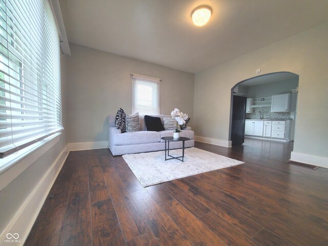 328 E Laurel St, Seymour, IN 47274 - photo 7