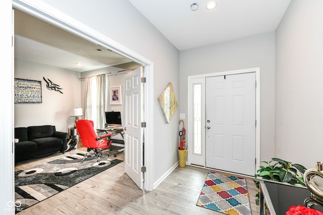 8811 Dorill Creek Ln, Indianapolis, IN 46259 - photo 2