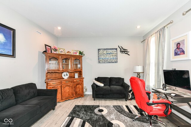 8811 Dorill Creek Ln, Indianapolis, IN 46259 - photo 3