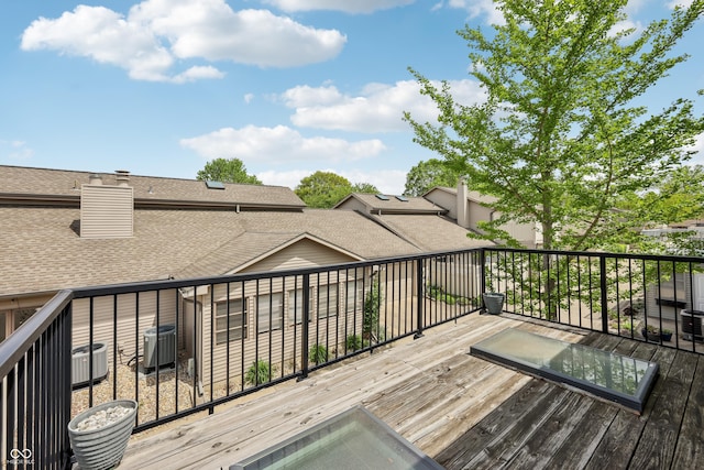 1030 Stratford Hall Unit 17-3, Indianapolis, IN 46260 - deck with cooling unit