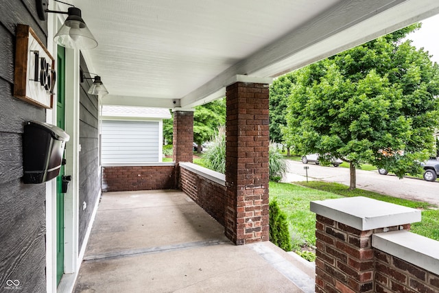 1852 Singleton St, Indianapolis, IN 46203 - photo 6