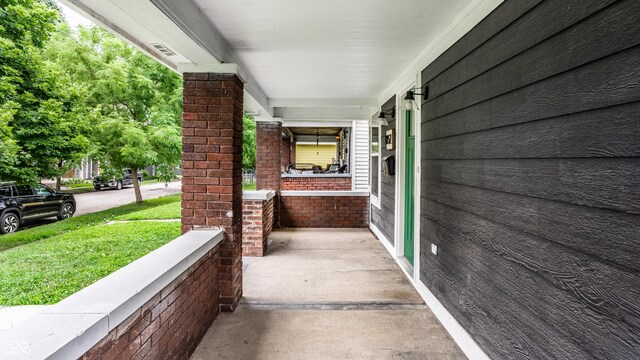 1852 Singleton St, Indianapolis, IN 46203 - photo 5