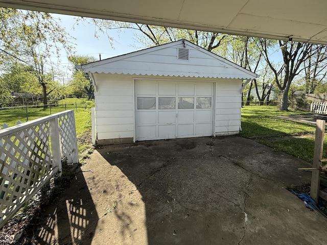 1716 Arlene Dr, Indianapolis, IN 46219 - photo 2