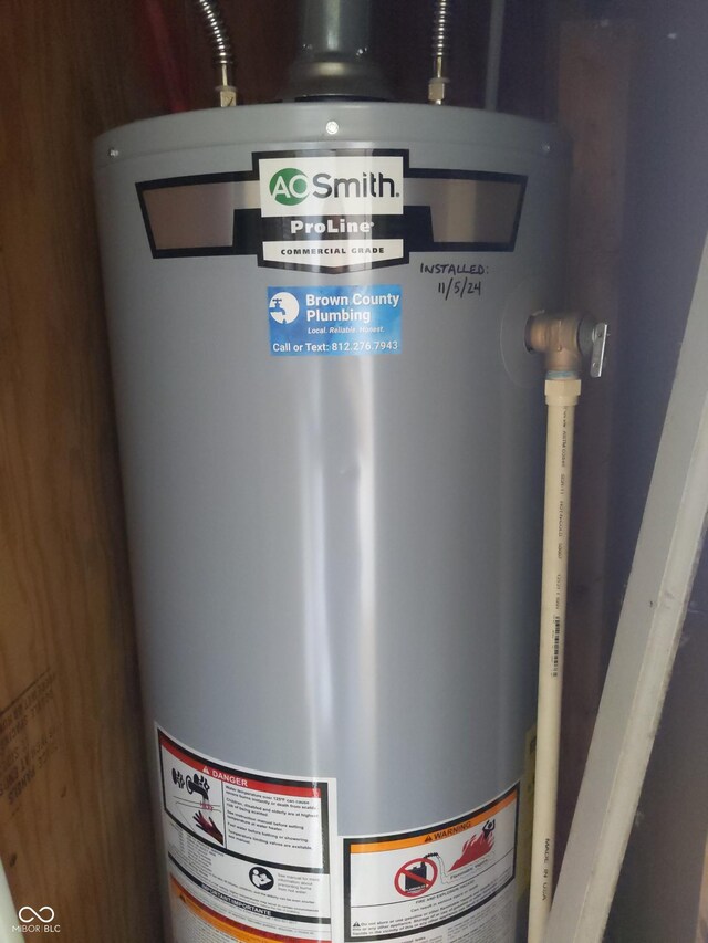 2513 Grandma Barnes Rd, Nashville, IN 47448 - utilities featuring water heater