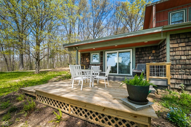 2513 Grandma Barnes Rd, Nashville, IN 47448 - wooden deck with outdoor dining space