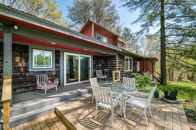 2513 Grandma Barnes Rd, Nashville, IN 47448 - wooden terrace with outdoor dining area