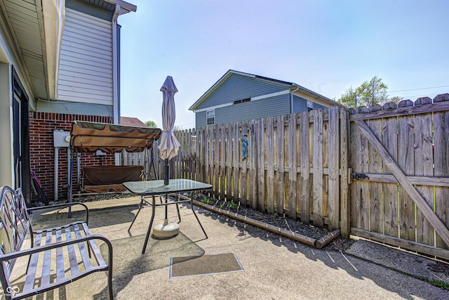 6814 Summer Time Dr, Indianapolis, IN 46226 - view of patio / terrace featuring a fenced backyard