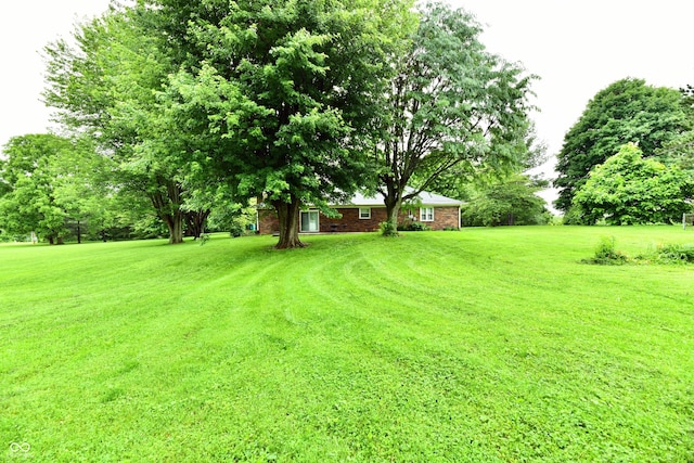 12087 N Gasburg Rd, Mooresville, IN 46158 - view of grassy yard