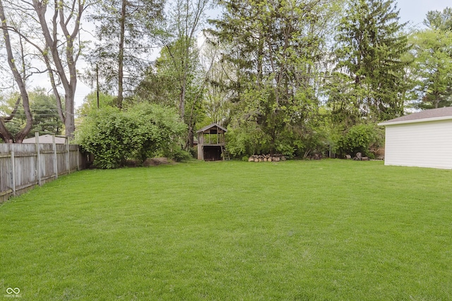 view of yard with fence