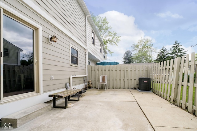 162 Carmelaire Dr, Carmel, IN 46032 - view of patio / terrace featuring central AC unit