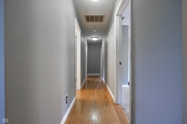 625 Maple St, Columbus, IN 47201 - hall featuring light wood-type flooring and baseboards