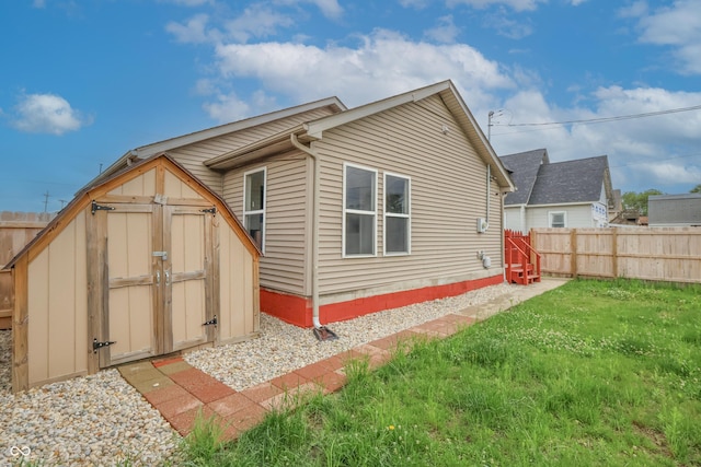 625 Maple St, Columbus, IN 47201 - view of shed