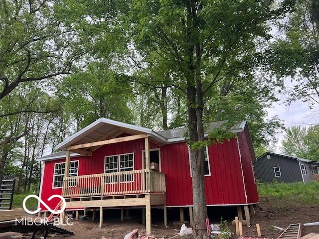 1184 Fern Grove Ave, North Vernon, IN 47265 - view of front of home featuring a deck